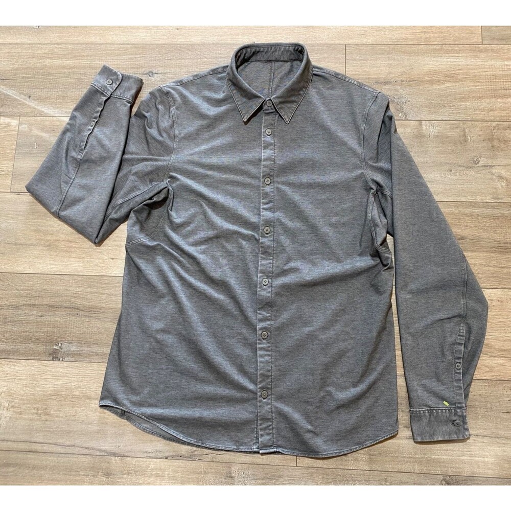 Lululemon Commission Mens M Charcoal Button Up Long Sleeve Stretch Casual Shirt